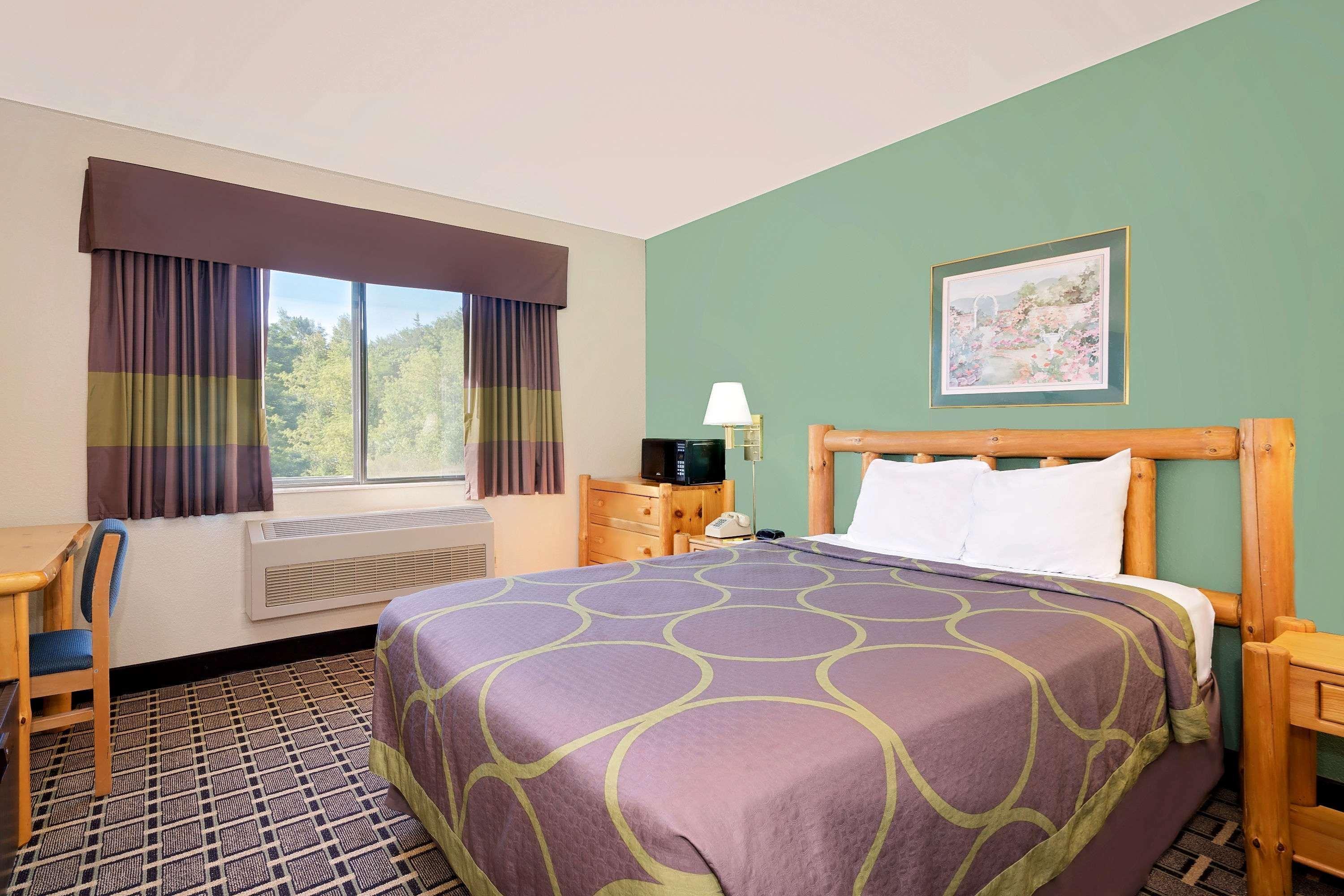 Hotel Super 8 By Wyndham Cloquet Esterno foto