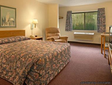 Hotel Super 8 By Wyndham Cloquet Camera foto